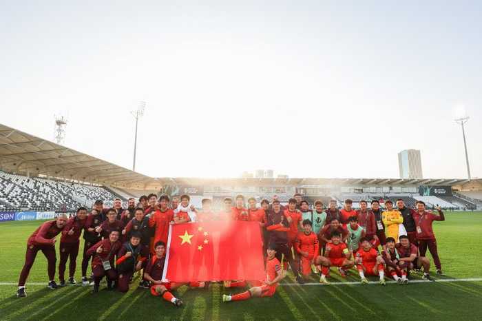 距夺冠就差一步！零封之盾对上最强火力，U23国足战日本争创奇迹