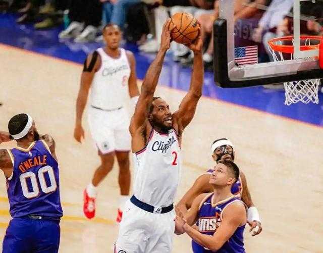 没哈登也能赢！小卡25分堪比“战争机器” 快船5人上双当西部黑马